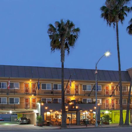 Travelodge By Wyndham Culver City Лос-Анджелес Экстерьер фото