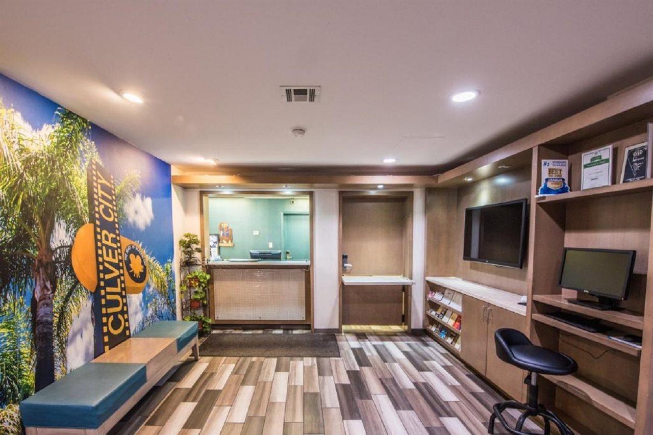Travelodge By Wyndham Culver City Лос-Анджелес Экстерьер фото