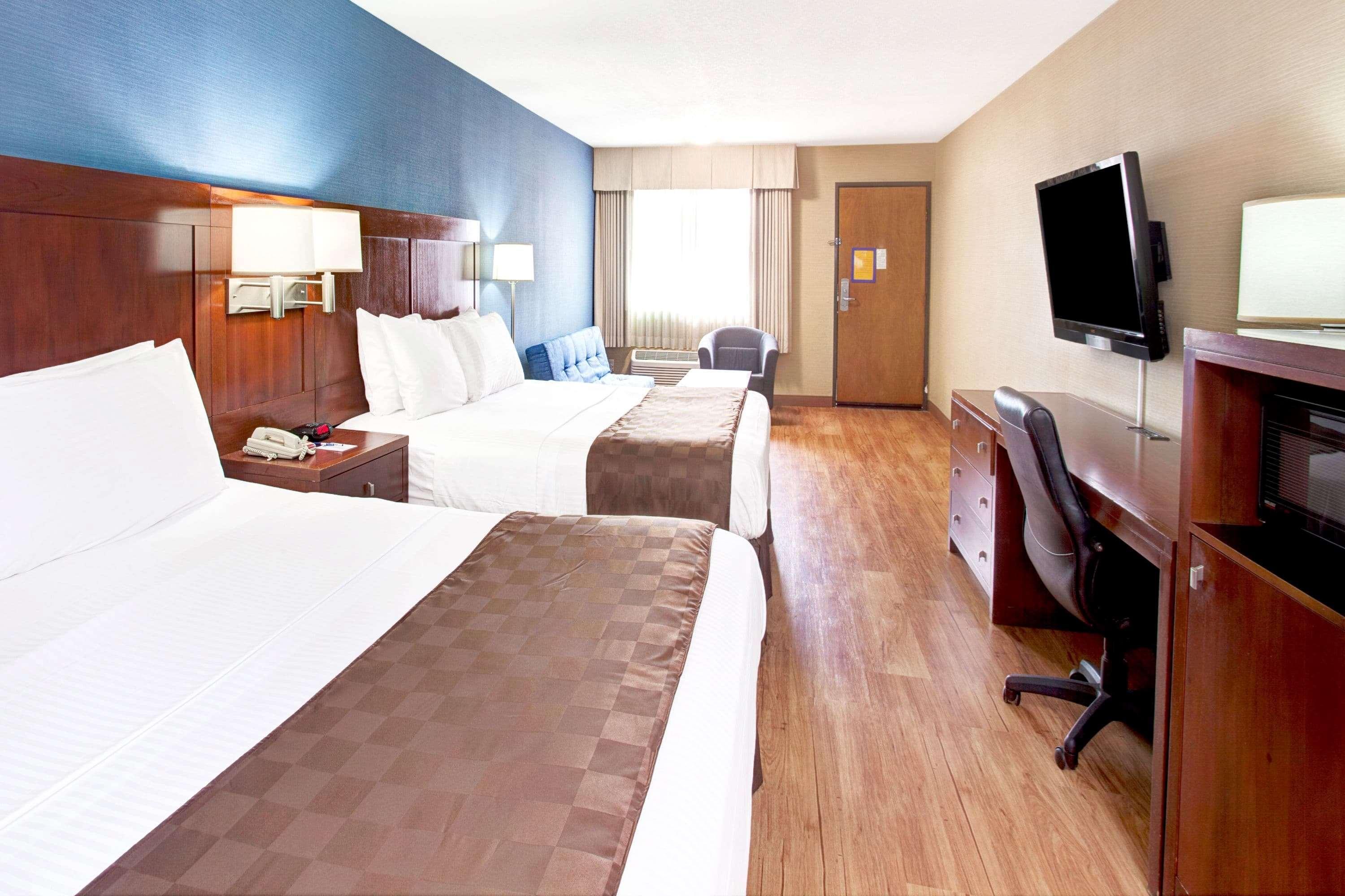 Travelodge By Wyndham Culver City Лос-Анджелес Экстерьер фото