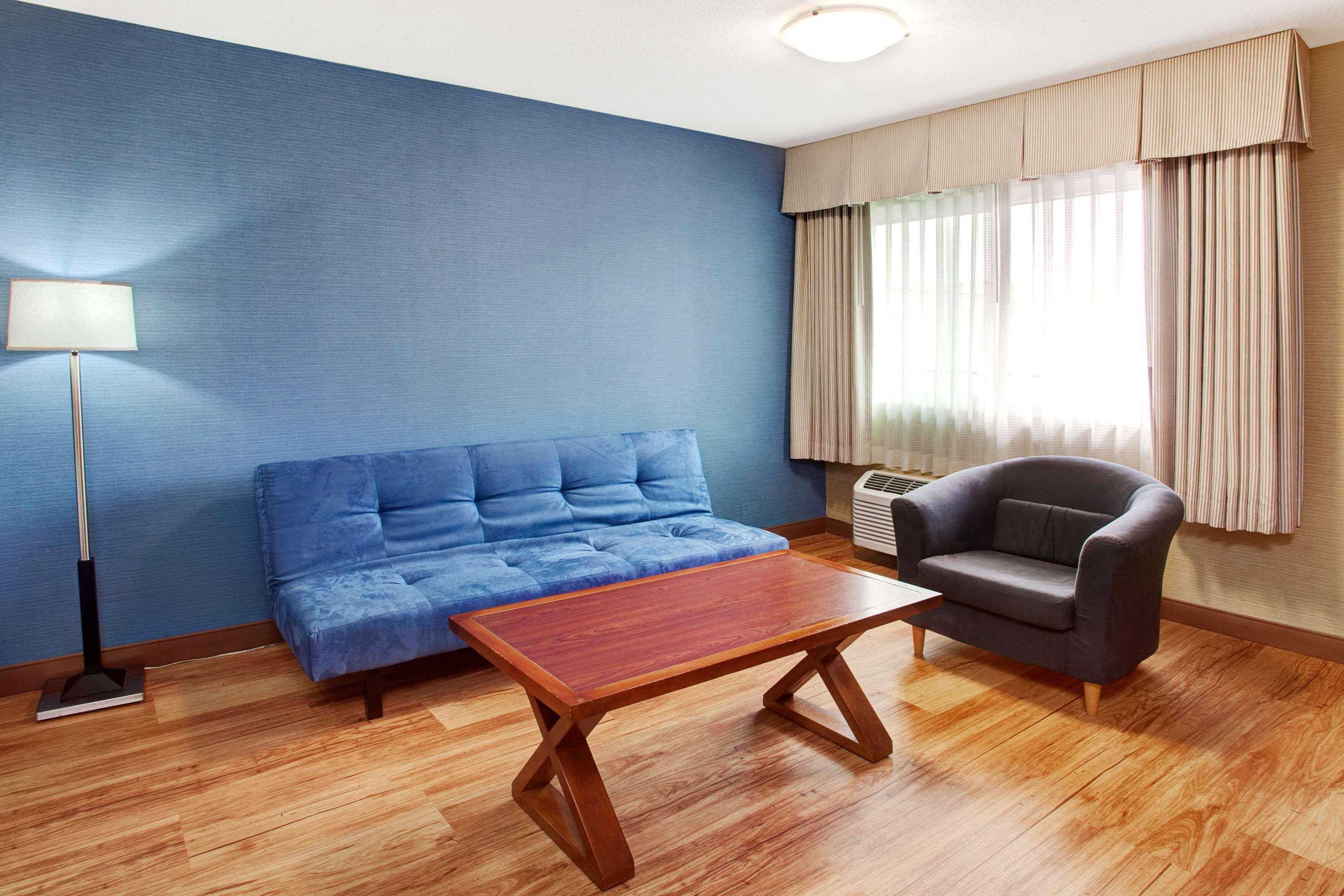 Travelodge By Wyndham Culver City Лос-Анджелес Экстерьер фото