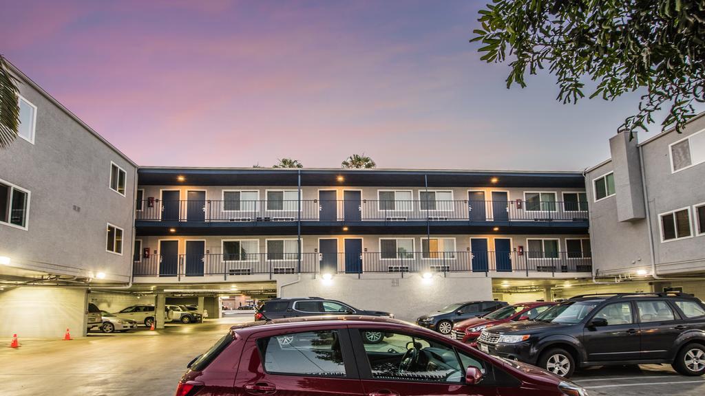 Travelodge By Wyndham Culver City Лос-Анджелес Экстерьер фото